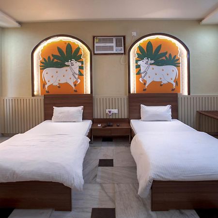 Hotel Bhakti Dhama Vrindāvan Eksteriør billede