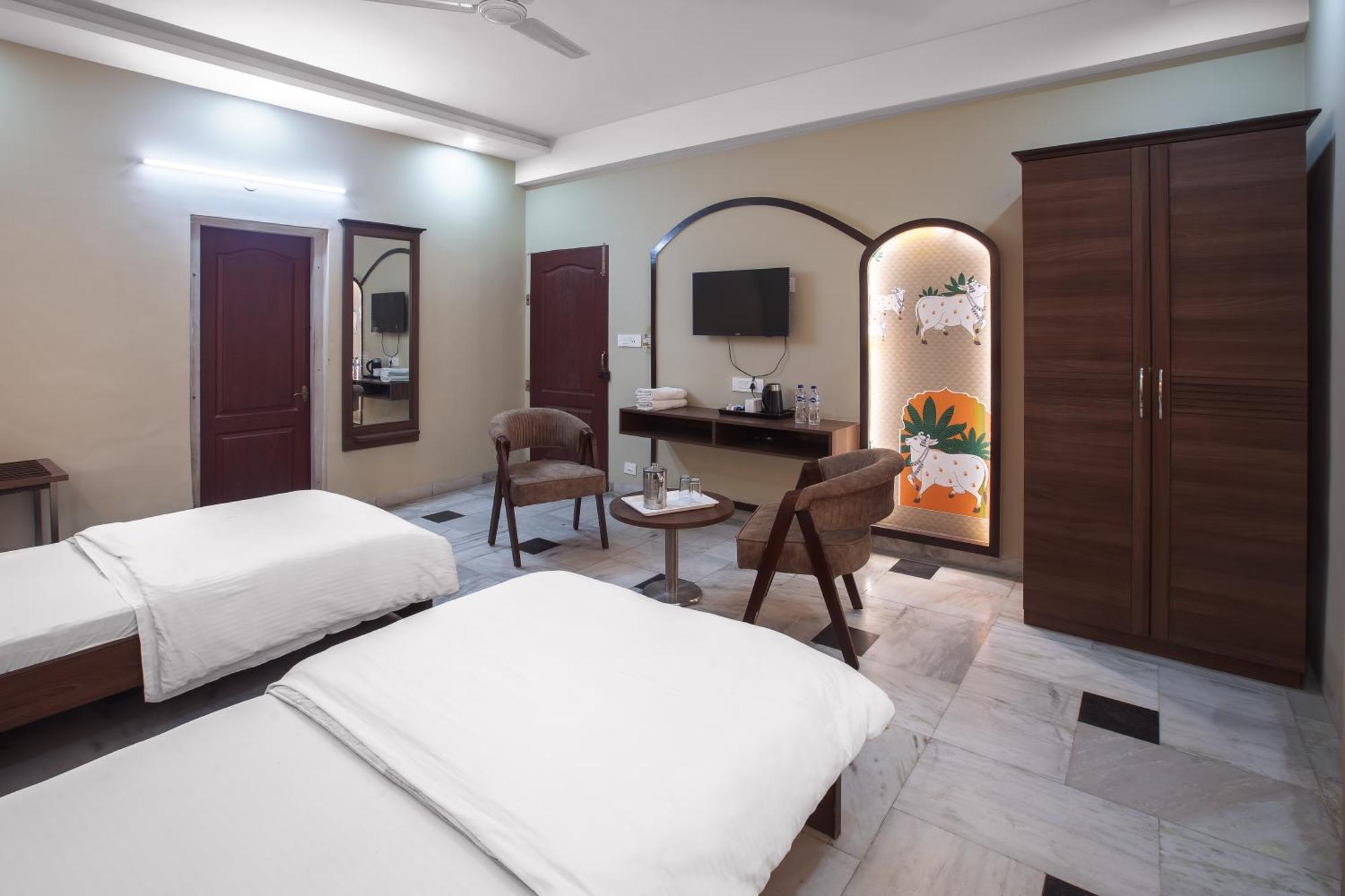 Hotel Bhakti Dhama Vrindāvan Eksteriør billede