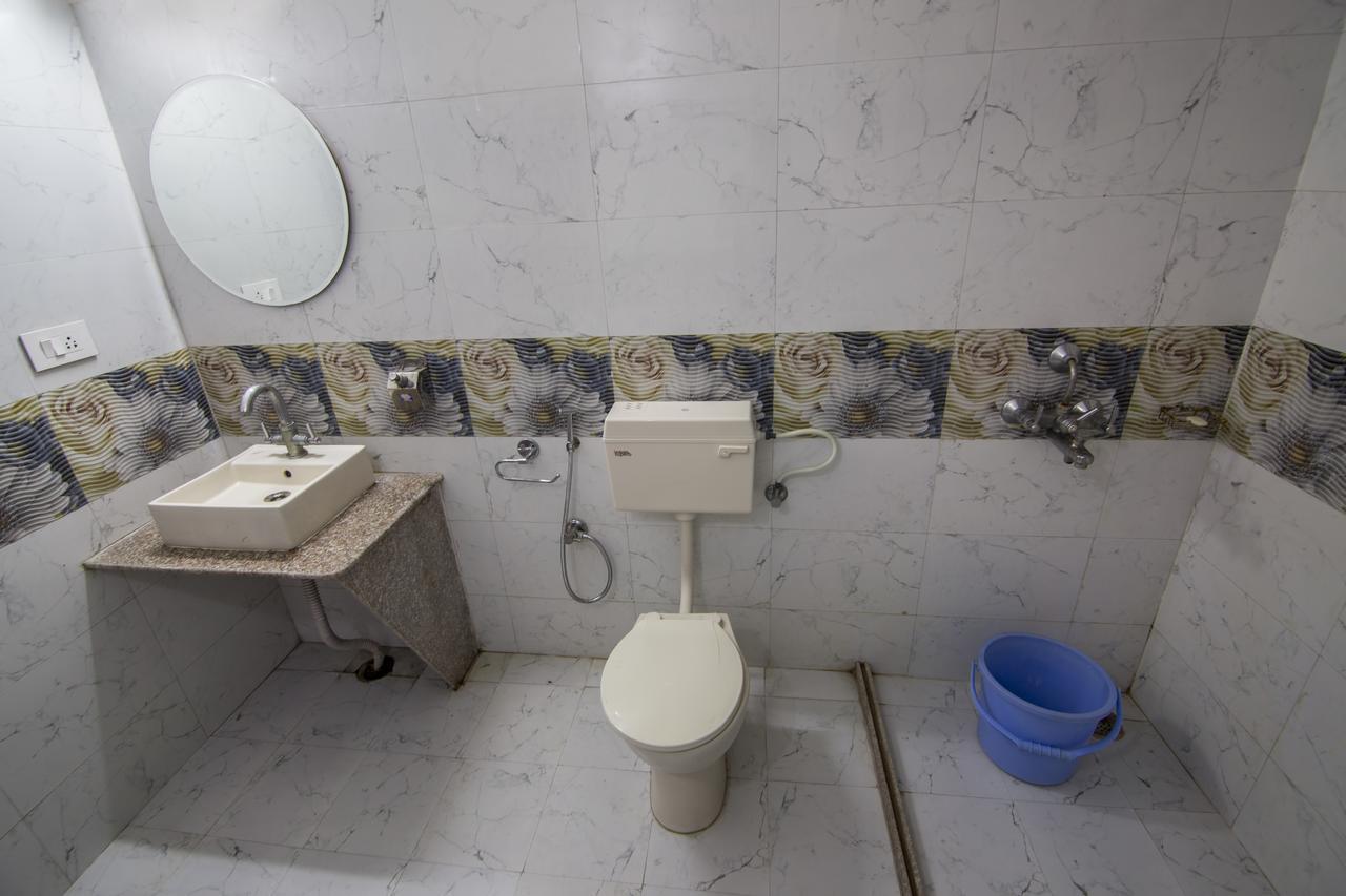 Hotel Bhakti Dhama Vrindāvan Værelse billede